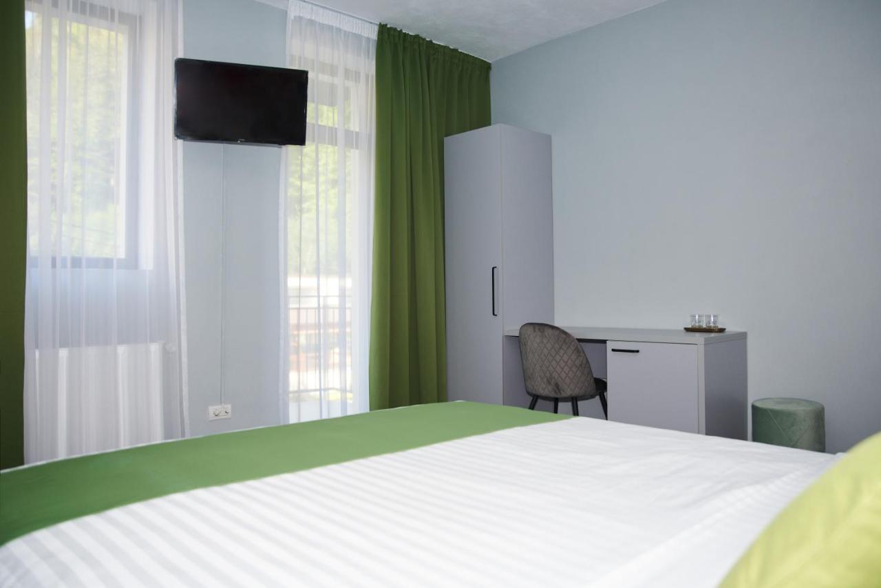 Astra Hotel Calimanesti Exterior photo